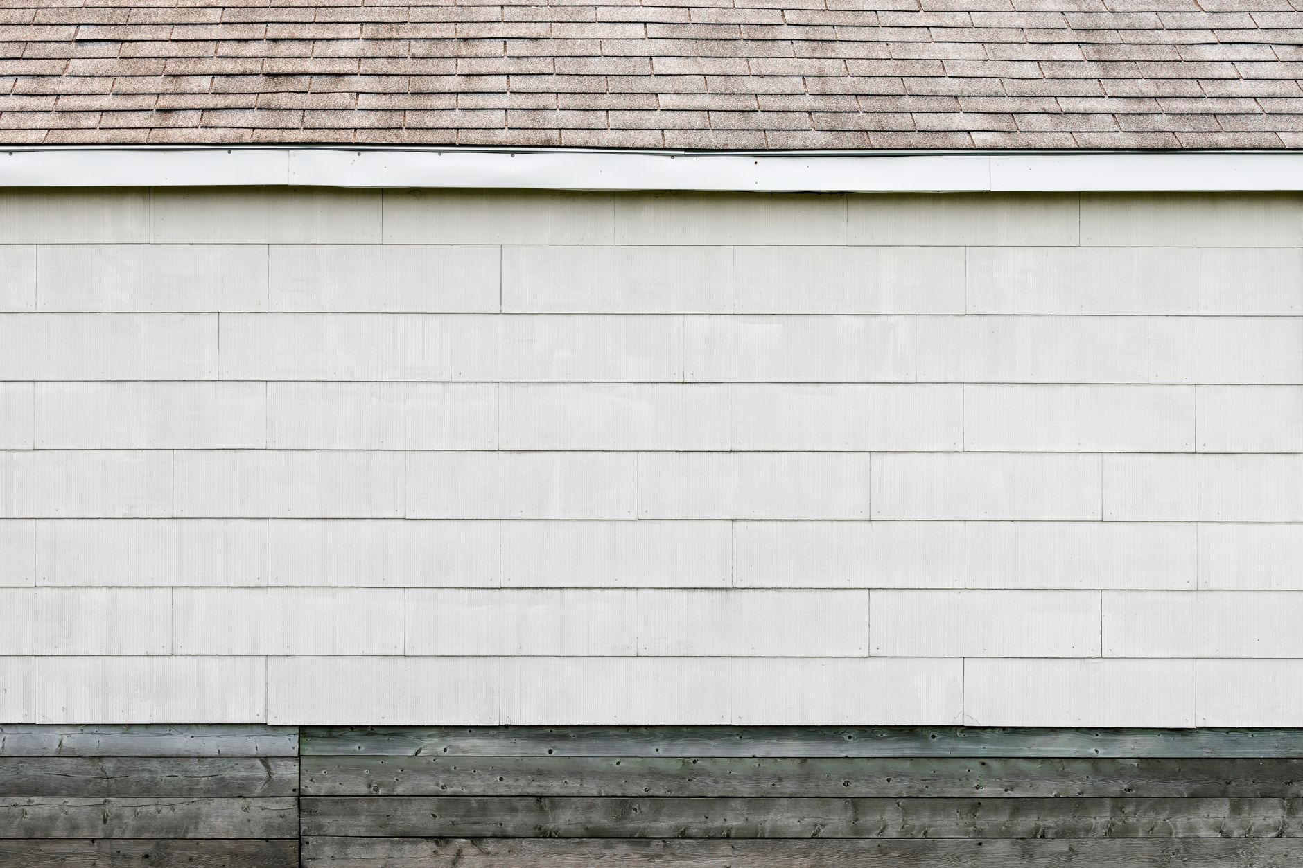 Roofing siding